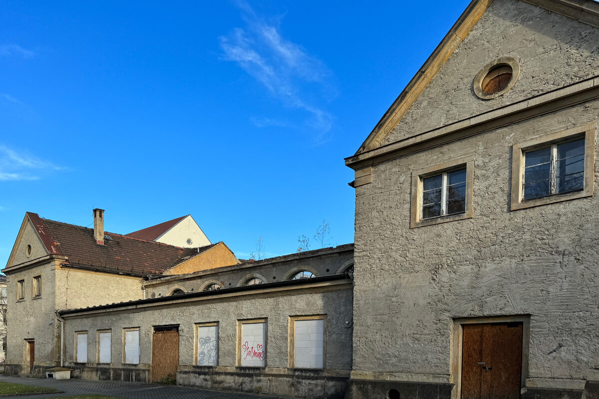 Löbtauer Str. 31: Funktionsgebäude (vorn)