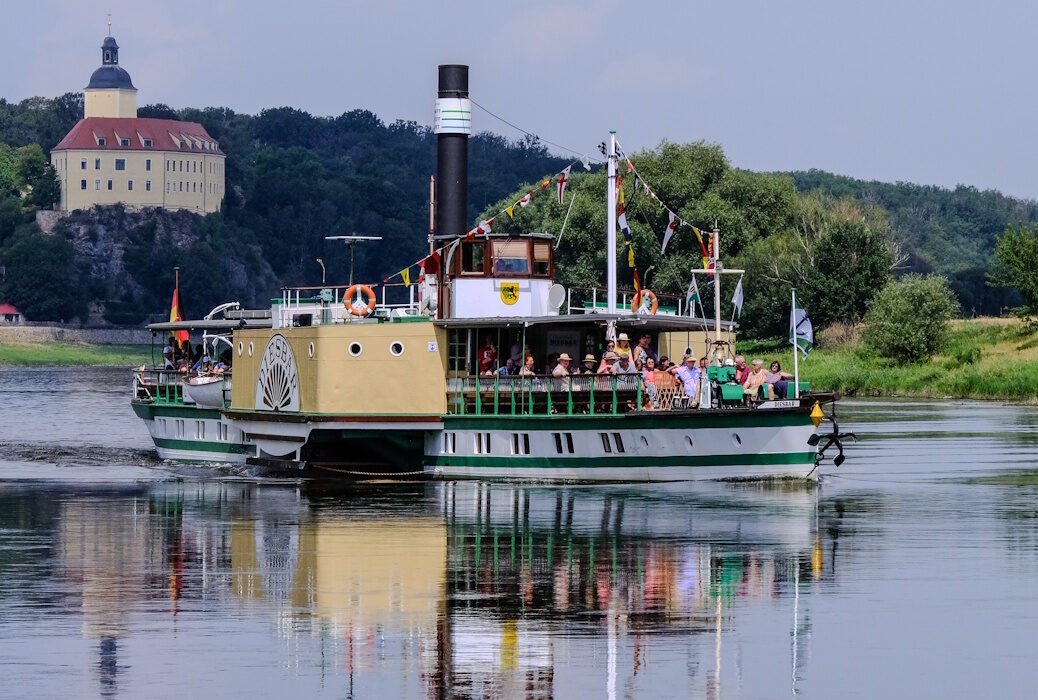 Weissen Flotte Sachsen: Raddampfer Diesbar