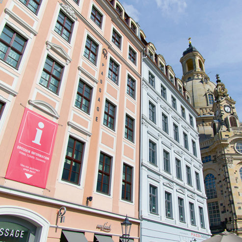 Dresden Information u kostela Frauenkirche