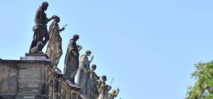 Heiligenstatuen der Dresdner Hofkirche