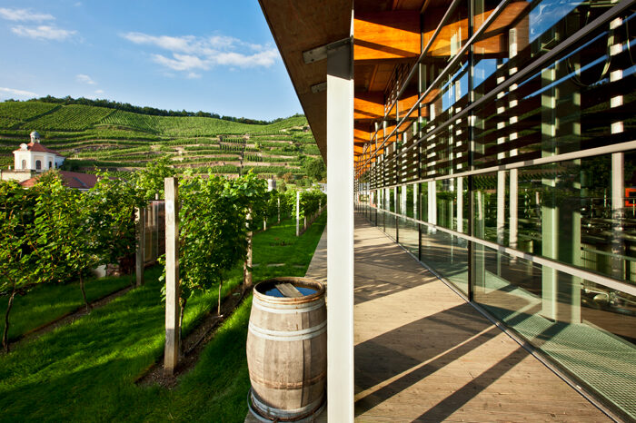 Schloss Wackerbarth_Manufaktur_Oliver-Killig.jpg