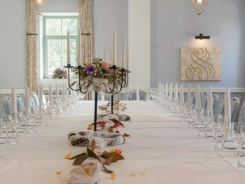 Fliederhof – Tischdeko